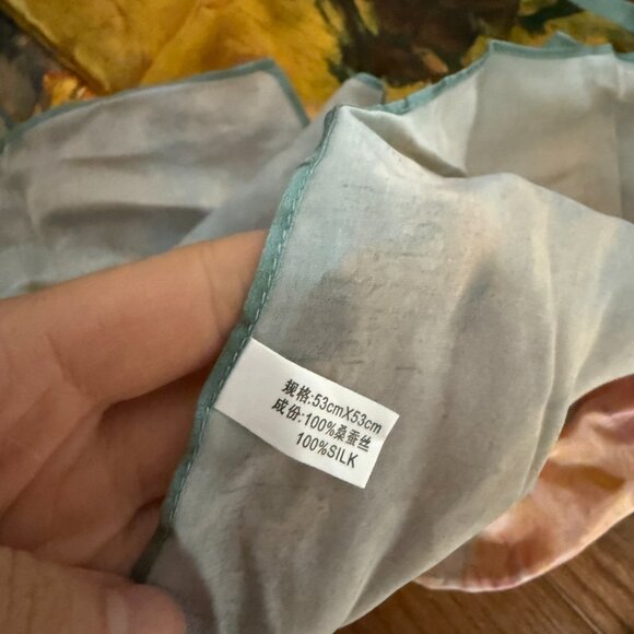 Silk scarf/hankerchief - Picture 3 of 4